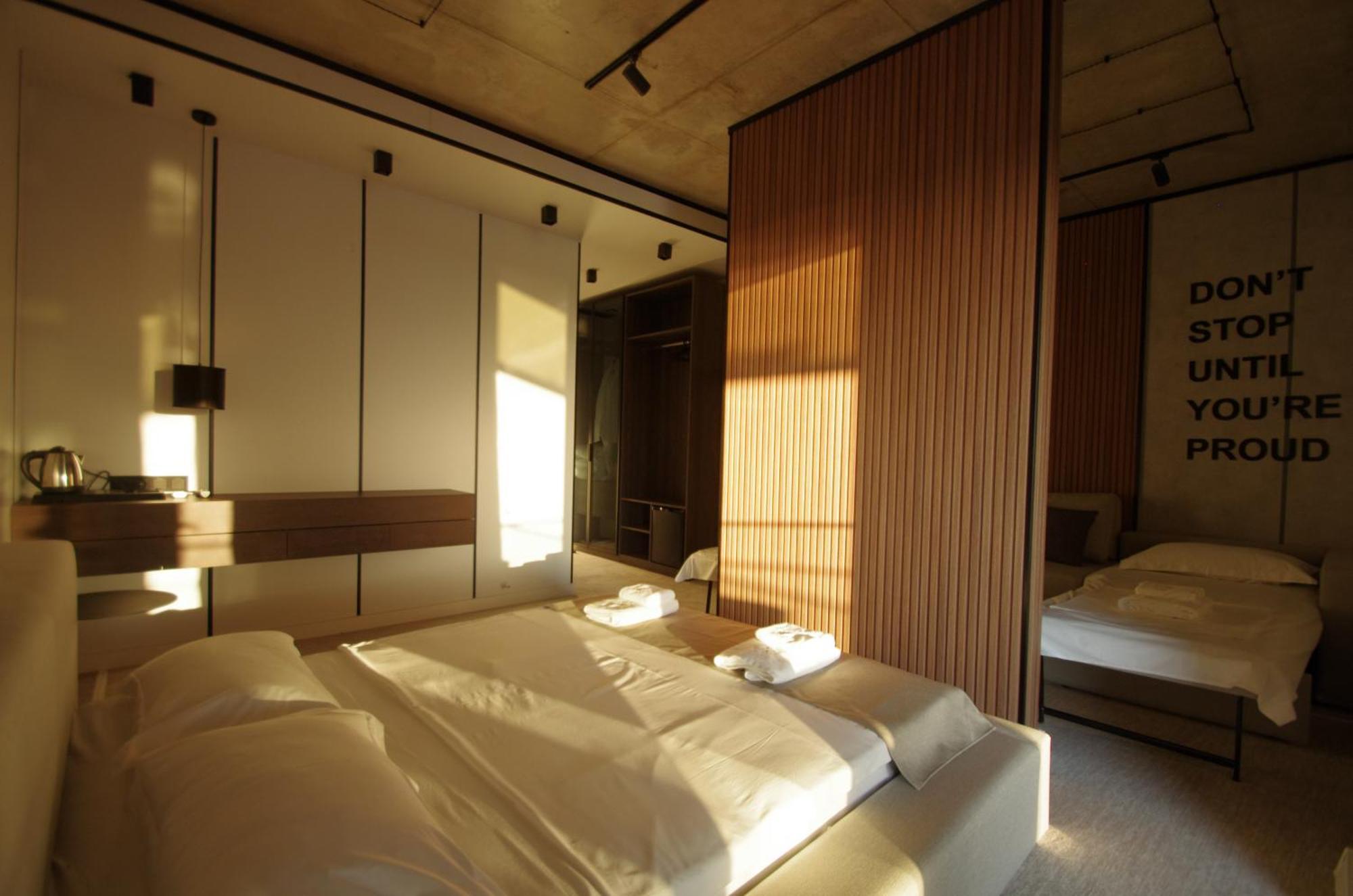 Hotel Nobilis Hall コブレチ エクステリア 写真