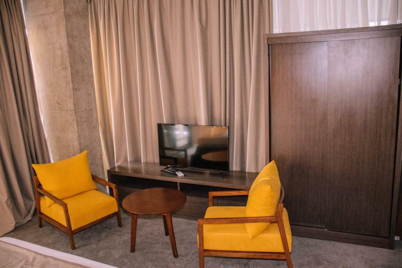 Hotel Nobilis Hall コブレチ エクステリア 写真