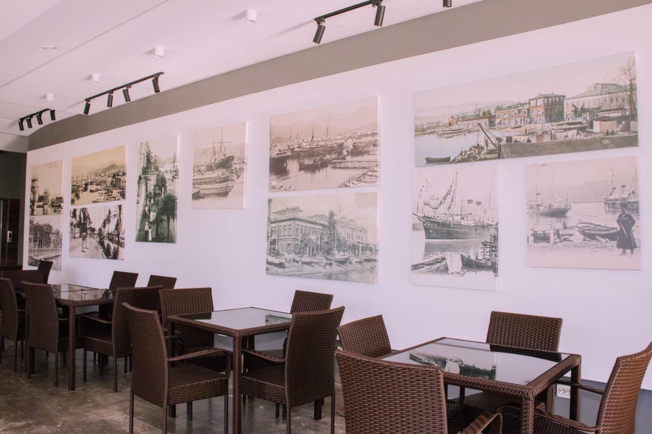 Hotel Nobilis Hall コブレチ エクステリア 写真